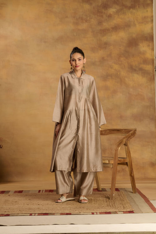 Inaaya kurta set