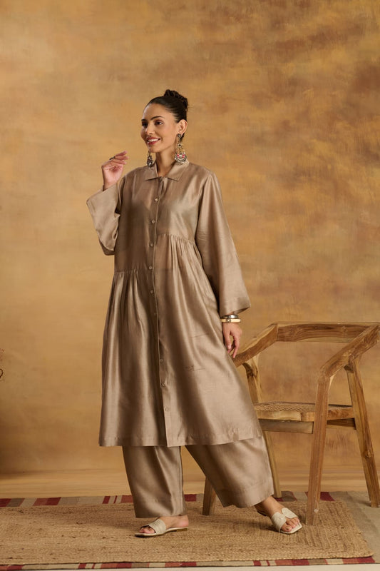 Inaaya kurta set